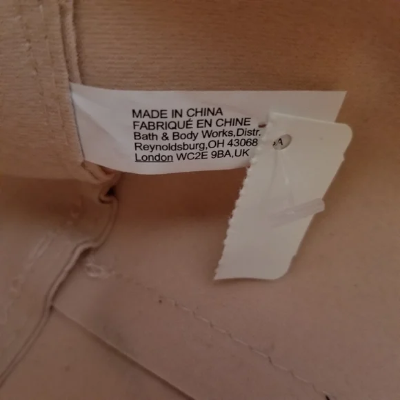 Bath & Body Works Pink Blush Metalic Tote Bag.... - Picture 16 of 16